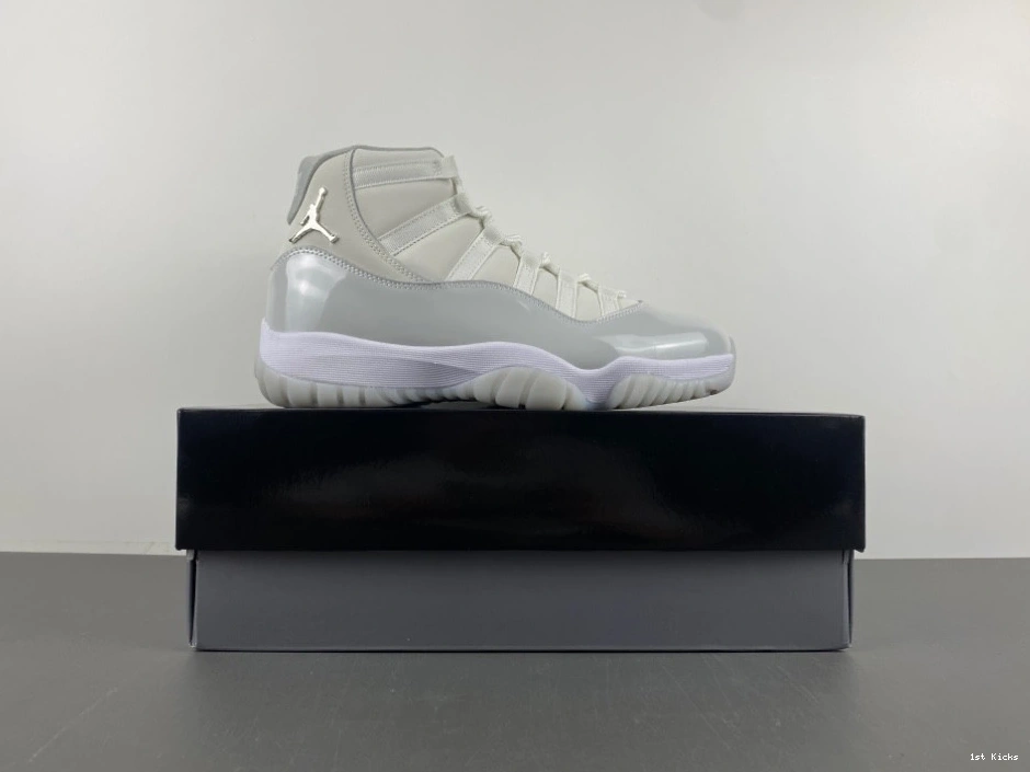- Grand (Women's) 11 AR0715-110 Jordan Retro Finale 0318